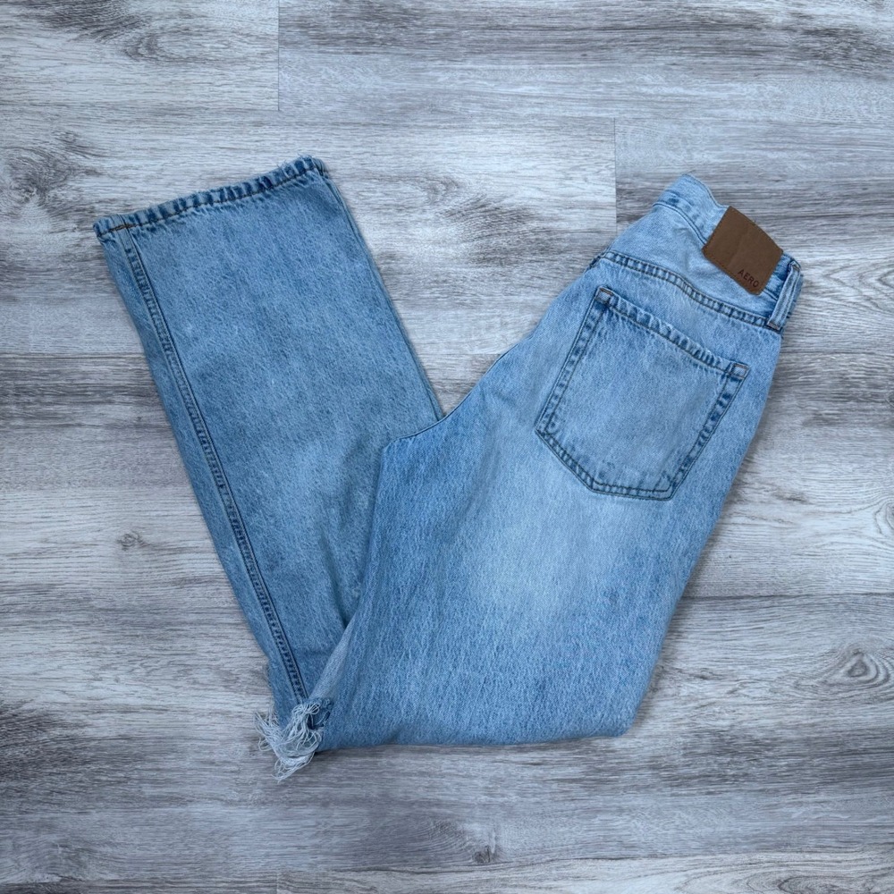Aeropostale Womens 90s Baggy Light Wash Ripped Distressed Jeans Size 6 REG